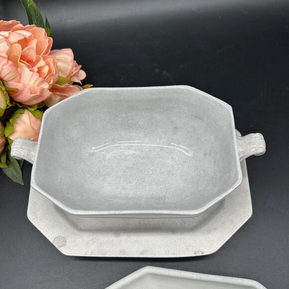 Octagonal White Porcelain Opaque Tureen Collectible Ironstone - Picture 3 of 10